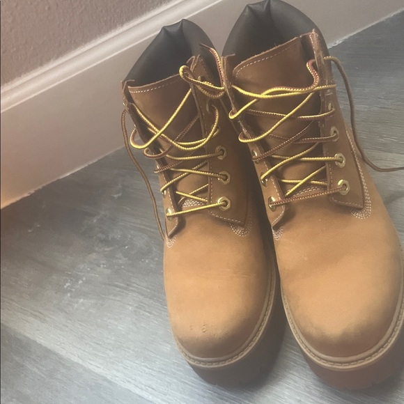 Waterproof Platform OG Timberlands - Picture 6 of 7